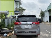 Toyota Innova 2.0 số sàn, bán trả góp lãi 0%