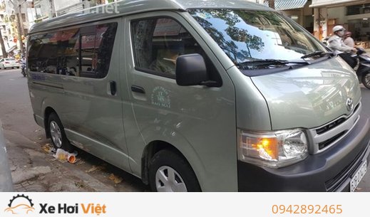Auto One đang bán Toyota Hiace 16 chỗ, sản xuất 2014 đăng ký 2015.