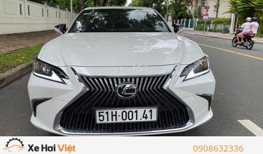 BÁn Lexus NX300 2019 màu đỏ siêu đẹp