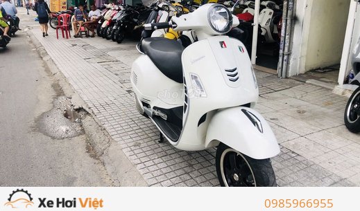 Vespa GTS 2014 3v trắng, xe ít chạy, odo ~14.000km