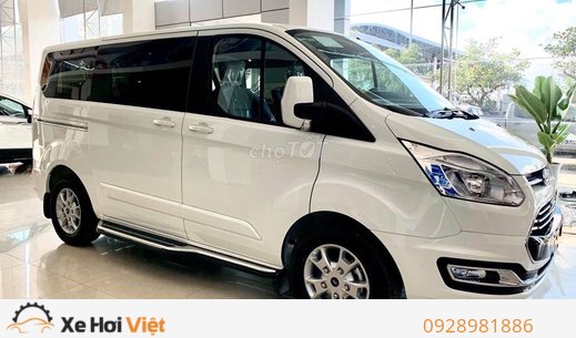 Ford Explorer giảm tiền mặt khuyến mãi phụ kiện