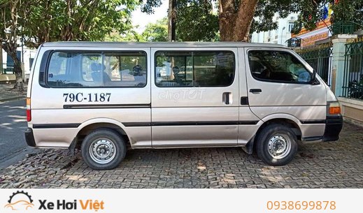 Toyota Hiace 2003 Số sàn 6 chỗ