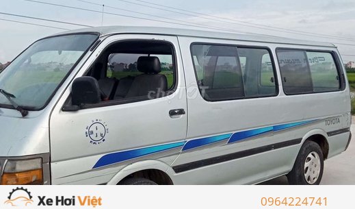 Toyota Hiace 2003 Số sàn 6 chỗ