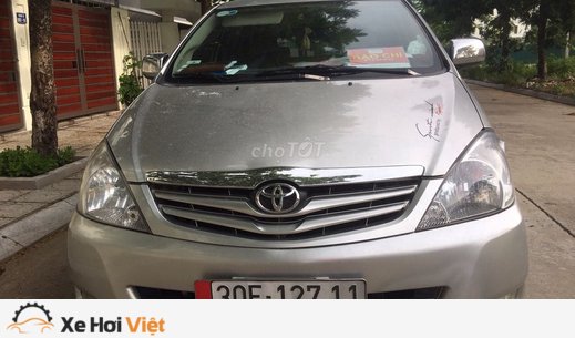 Toyota Innova 2.0 số sàn, bán trả góp lãi 0%