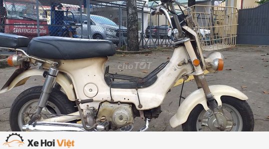 Honda Chaly cúc cu  Hơn 3 thập kỷ vẫn chinh chiến trên phố Sài thành