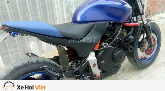 Honda Hornet 250 trở lại Sài Gòn hấp dẫn với kiểu độ Cafe Racer