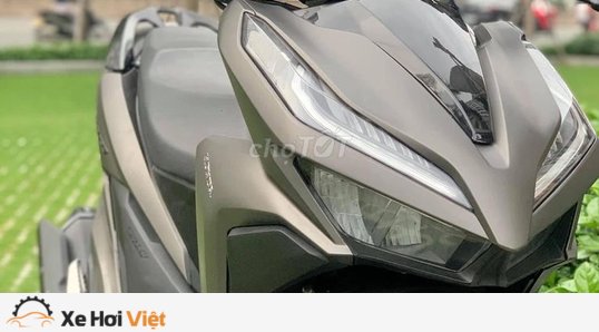 Giá xe Honda Vario 150 vàng cát nhập khẩu Indonesia 2022