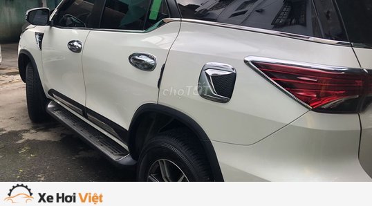 New Toyota Fortuner 2018 40L VXR Photos Prices And Specs in UAE
