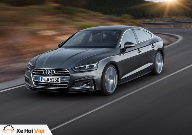 Vào hồi tháng 6/2016, hãng Audi đã công bố thông tin và hình ảnh của A5 Coupe thế hệ mới. Đến nay, hãng Audi tiếp tục giới thiệu A5 Sportback và S5 Sportback 2017 trước khi triển lãm Paris 2016 diễn ra vào ngày 28/9 tới.